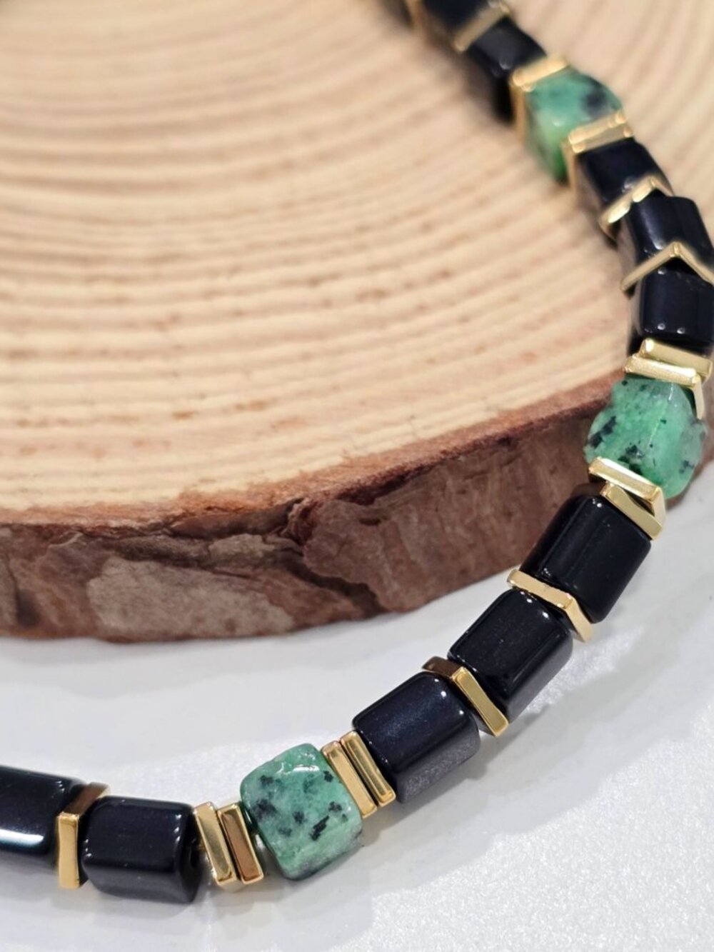 Handmade ✦ Black Onyx & Dragons Blood Stone Bracelet ✦ Gold Hematite Adjustable - Picture 3 of 11
